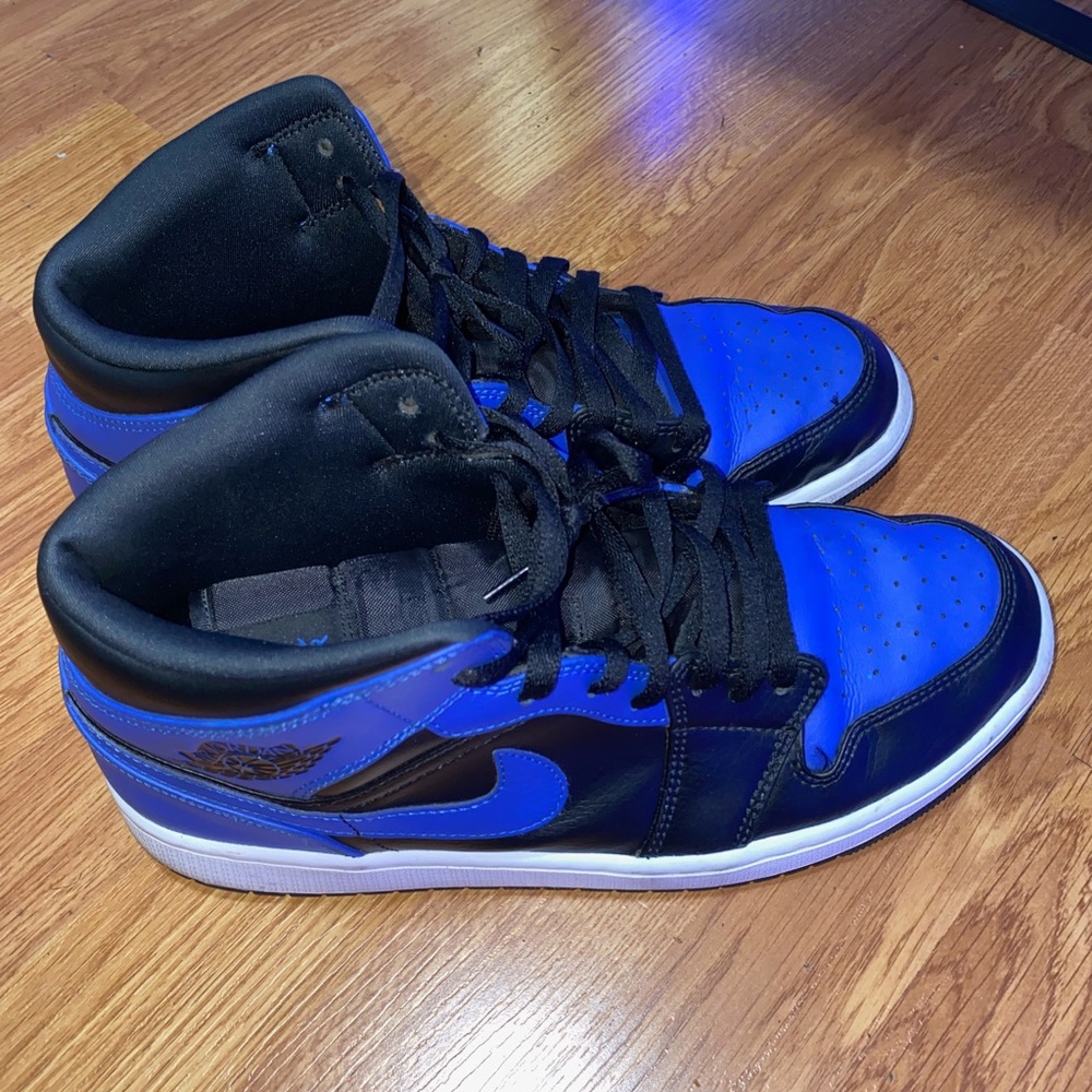 Jordan Retro 1 Royal mid